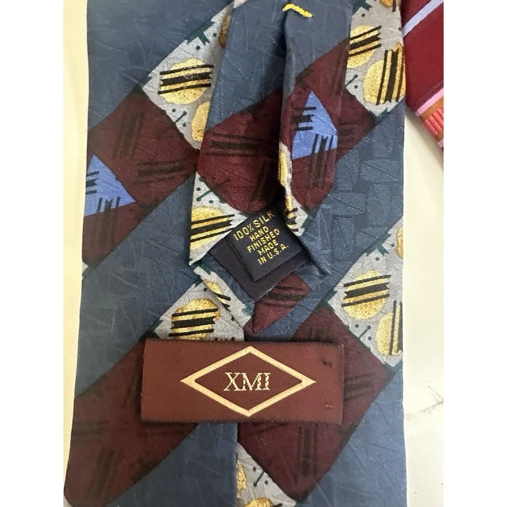 Multiples men neckties